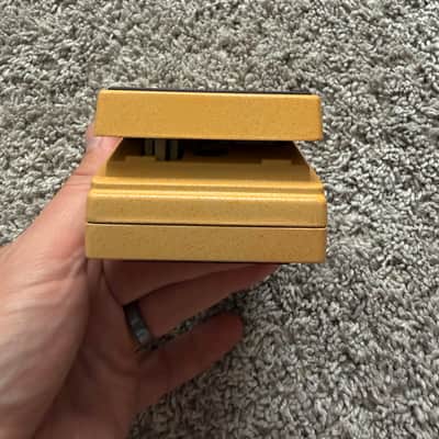 DigiTech Crossroads Eric Clapton 2000s - Yellow image 6