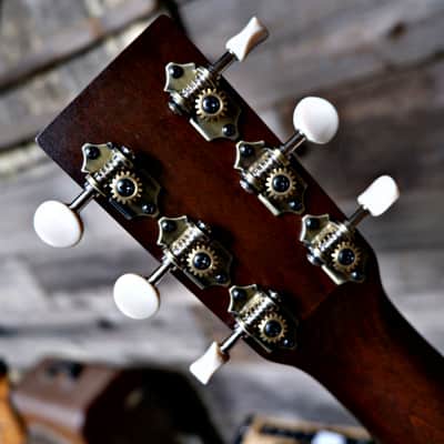 Art&Lutherie Roadhouse Parlor Guitar - Tennessee Red A/E image 13