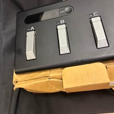 Korg FC6 Foot Controller MIDI Foot Switch Pedal Controller Tested image 3