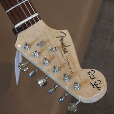 Minty! 2008 Fender Dick Dale Stratocaster Chartreuse Sparkle + COA OHSC image 10