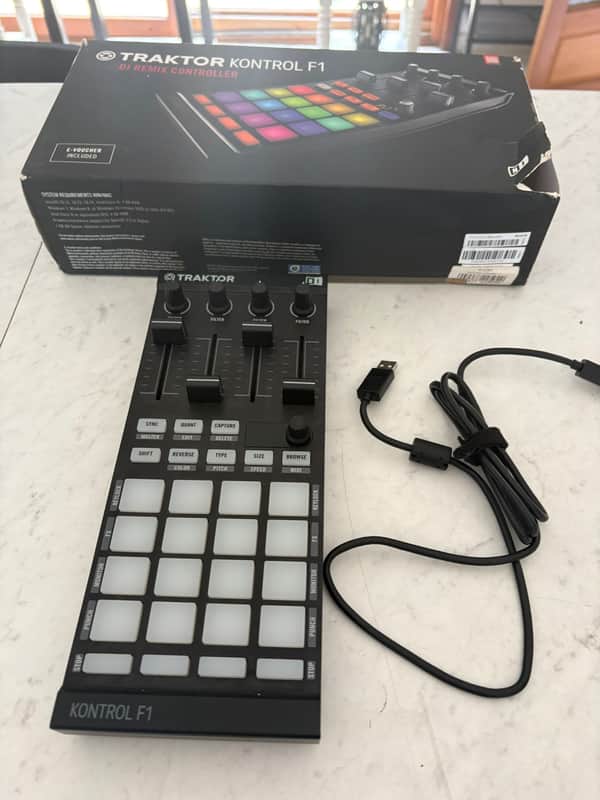 Native Instruments Traktor Kontrol F1 2010s - Black image 1