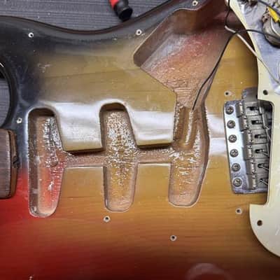 1970 Fender Stratocaster Sunburst Clean image 10