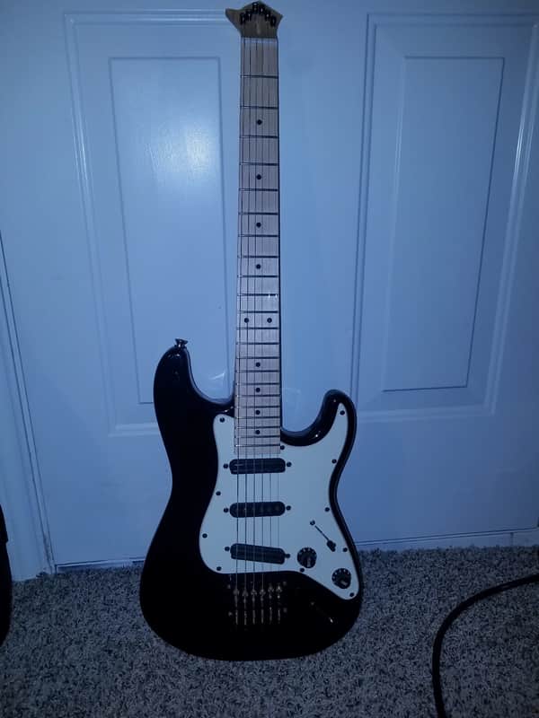 Headless Travel stratocaster Strat style image 1