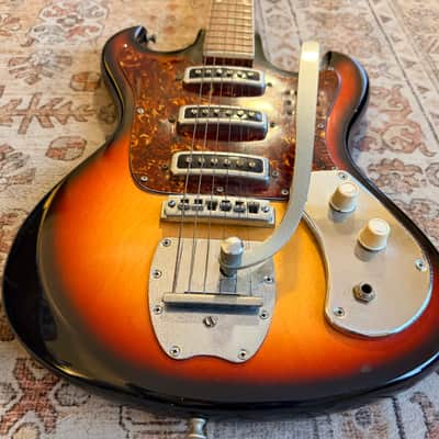 Kingston / Kawai / Teisco  “Hound Dog Taylor” style 3 pickup 1960’s - Sunburst image 4