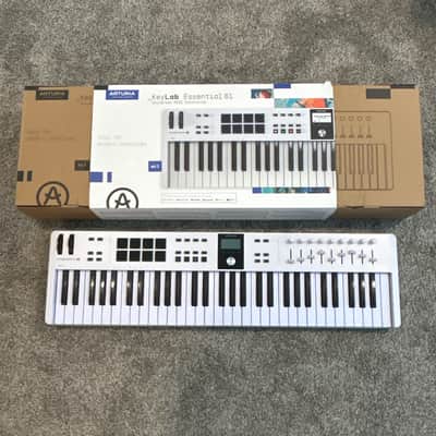 Arturia KeyLab Essential 61 MIDI Controller 2017 - Present - White