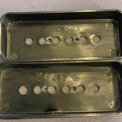 Gibson P90 pickup covers pair 1972 - Black image 3