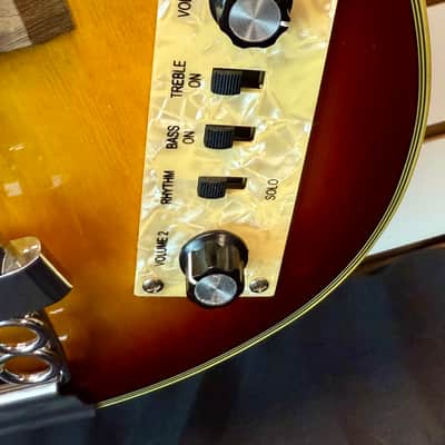 Jay Turser Violin Bass, Vintage Sunburst - Pre Owned image 3