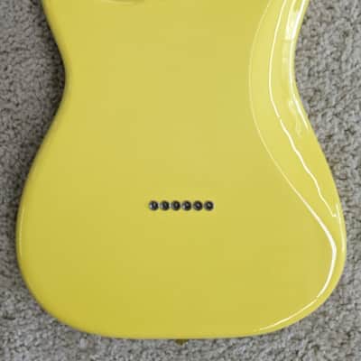 Mint Fender Tom DeLonge Stratocaster, Rosewood Fretboard, Graffiti Yellow 7lbs 9.70oz image 4