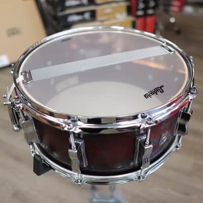 Ludwig Classic Oak 6.5x14" Snare Drum (Brown Burst) image 7
