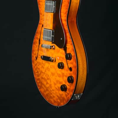 Collings 620 Semi-Hollow Premium Quilted Maple and Mahogany with Full Body Iced Tea Sunburst Custom NEW image 13