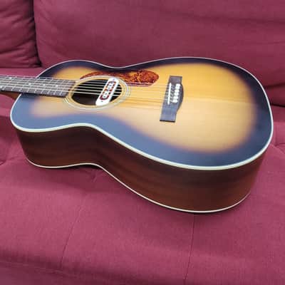 Guild Westerly Collection M-240E Troubadour with Pau Ferro Fretboard - Sunburst image 4