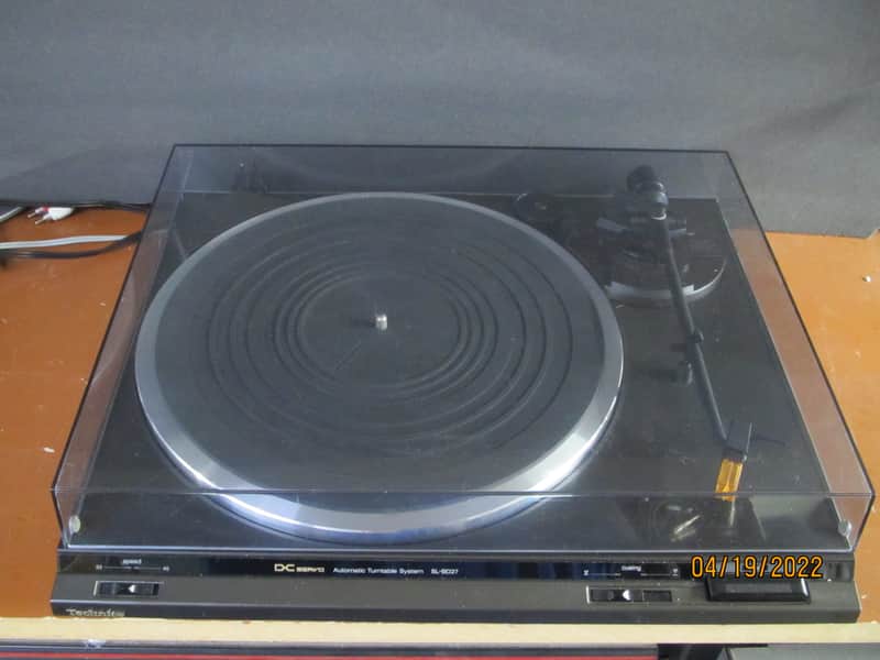 Technics SL-BD27 Semi-Automatic Turntable w Cartridge & Dust Cover - Serviced image 1