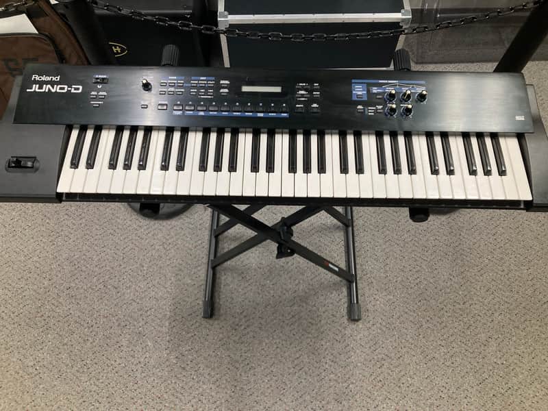 Used Roland Juno D 61-Key Synthesizer image 1