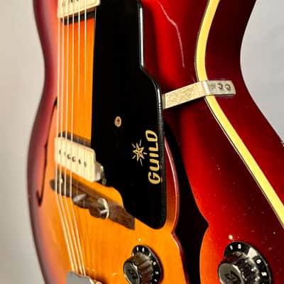 Guild T-100-D Slim jim 1965 - Sunburst image 11