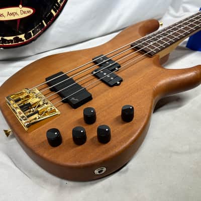 Fender Precision Bass P-Bass Lyte 4-String Electric Bass image 17