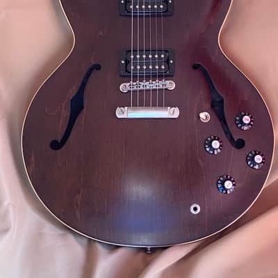 Gibson ES335 2017 - WALNUT SATIN image 1