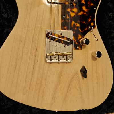 Asher T-Deluxe  2016 image 4