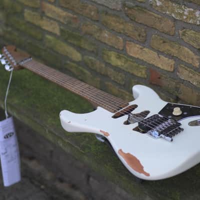 EVH Frankenstein Relic - White image 13