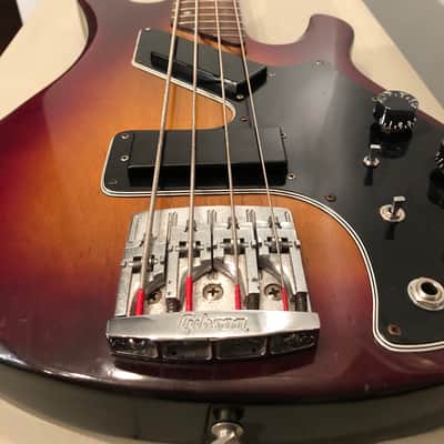 Gibson Victory Artist Bass 1982 Sunburst image 2