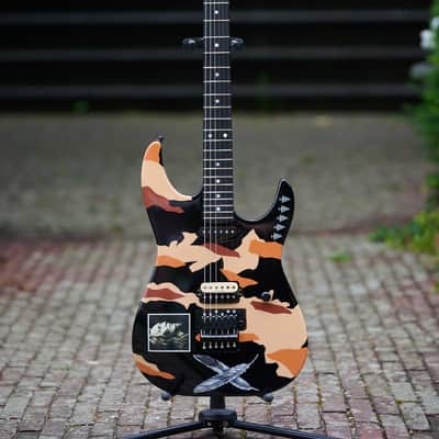 ESP Signature Series, George Lynch Desert Eagle -  Black w/ Desert Eagle Graphic image 13