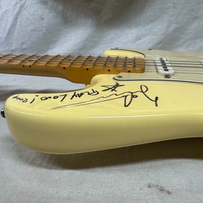 Fender Yngwie Malmsteen Signature Stratocaster Guitar with Case - signed! 1992 - Vintage White / Maple neck image 21
