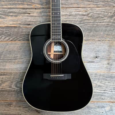 Used Martin D-35 Johnny Cash Signature Acoustic Guitar - Black w/OHSC image 1