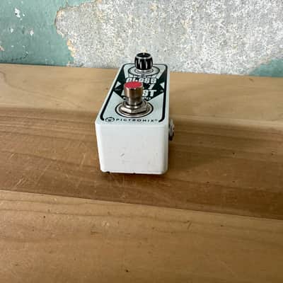 Pigtronix Class A Boost Micro 2018 - White / Black image 6