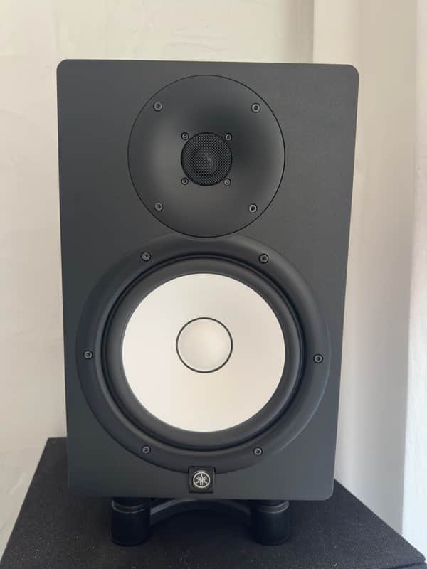 Yamaha HS8 Studio Monitors (Pair) 2024 image 1