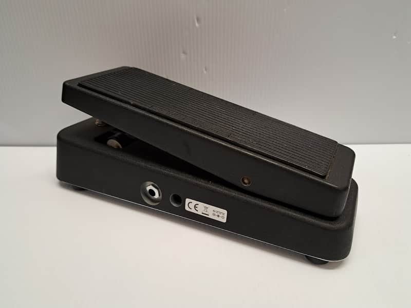Dunlop GCB95F Cry Baby Standard Wah 1982 - Present - Black image 1