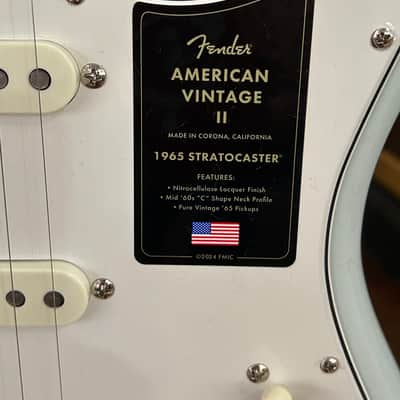 Fender American Vintage II 1965 Stratocaster  2025 - Sonic Blue / 7lbs. 11.5oz. #V2554025 image 6