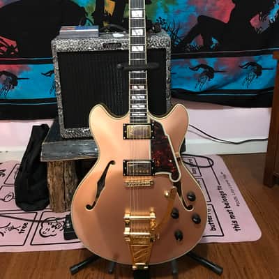 D'Angelico Deluxe DC Semi-Hollow Limited Edition Double Cutaway with Shield Tremolo image 3