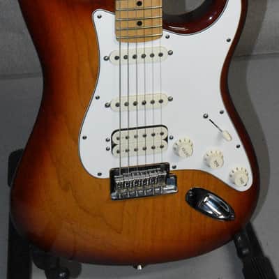 Fender American Standard Stratocaster with Maple Fretboard 2008 - 2016 - Sienna Sunburst image 2