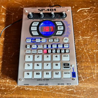 Roland SP-404 Sampling Workstation w/ power supply image 2