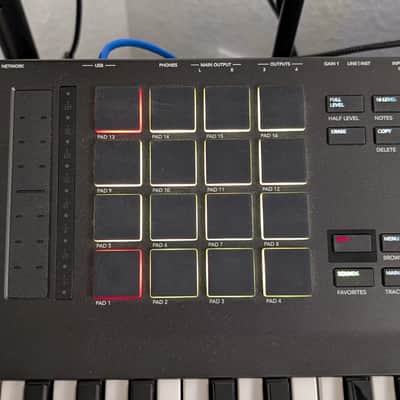 Akai MPC Key 61 Standalone Workstation Synthesizer 2022 - Present - Black image 12