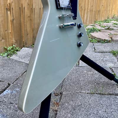 Epiphone Explorer Pro TV Silver - Limited Edition image 4