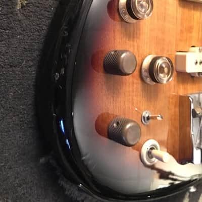 Ibanez Vintage Roadster Bass Lefty 1982 Sunburst image 12