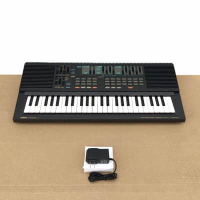Yamaha PSS-560 FM Synthesizer Keyboard ( YM 3812 Soundblaster SEGA 570 )