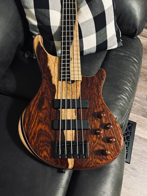 2022 Roscoe SKB3005  Cocobolo sapwood loaded with every option image 1