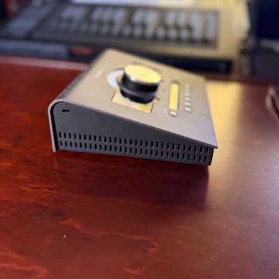 Universal Audio Apollo Twin DUO MKII Thunderbolt Audio Interface 2019 - Present - Dark Grey image 4