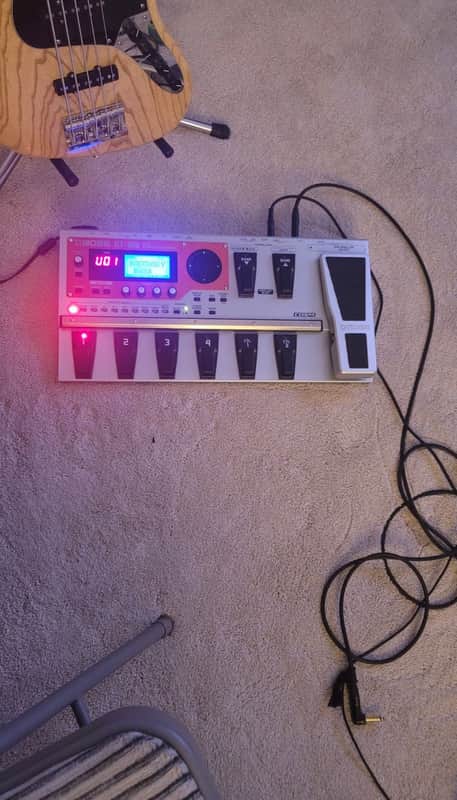 Boss GT-10B