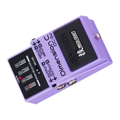 BOSS DC-2W Four Button Preset Versatile I/O Four Switches Status LEDs Two Effect Modes Waza Craft Dimension C Pedal for Musicians and Audio Engineers image 5