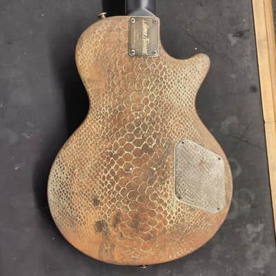 James Trussart Steeldeville Rusty 2020 - Snackskin Engraved image 10