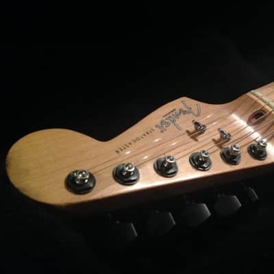 Fender American Stratocaster SSS 1996 Banana image 7