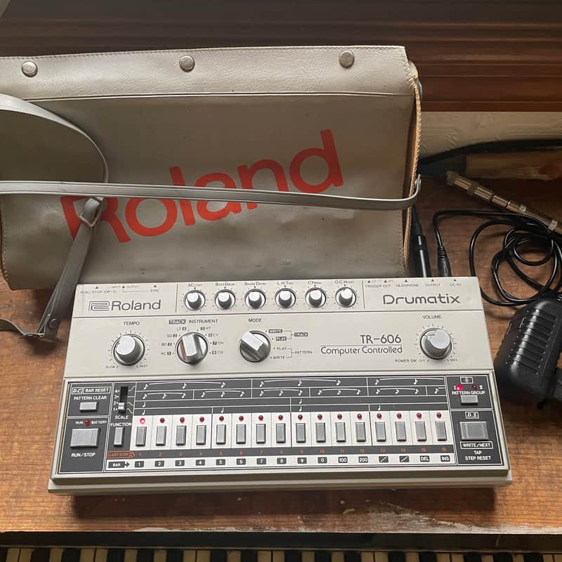 Roland TR-606 Drumatix plus Roland Silver Case & PSU image 1