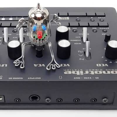 Korg Monotribe Analog Synth + MIDI I/O Expansion + Top Zustand + OVP + Garantie image 5