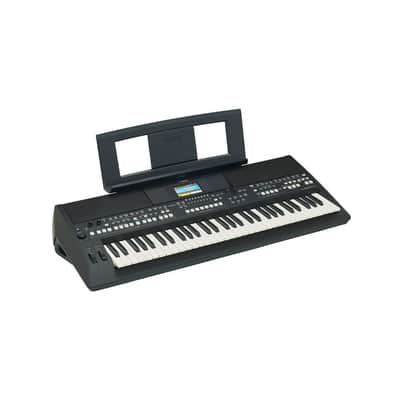 Yamaha PSR-SX600 Keyboard Arranger Workstation image 2