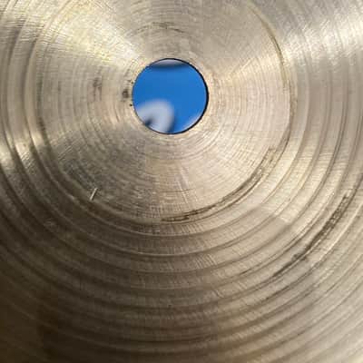 Zildjian - 18" A Series Medium Thin Crash Cymbal 1982 - 2012 - Traditional image 6