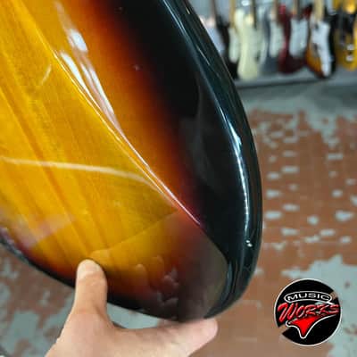 Squier   Vintage Modified Jazz Fretless Sunburst image 9