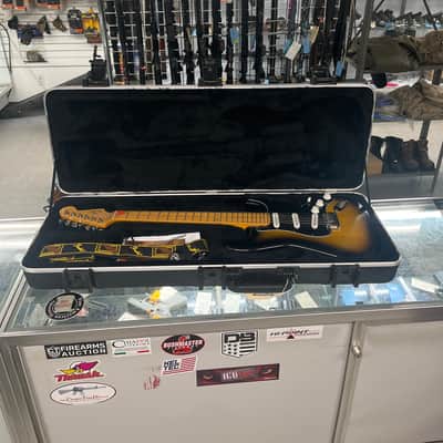 Fender American Deluxe Stratocaster 2005 - Sun Burst image 11