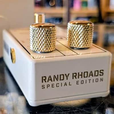 MXR RR104C Randy Rhoads Signature Special Edition Distortion + 2025 - Present - Cream image 2